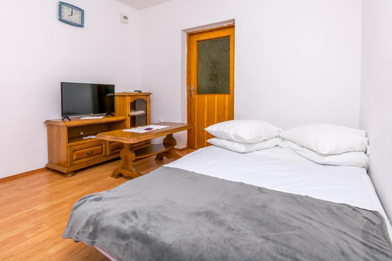 רוגוזניצה Apartments Ivat מראה חיצוני תמונה