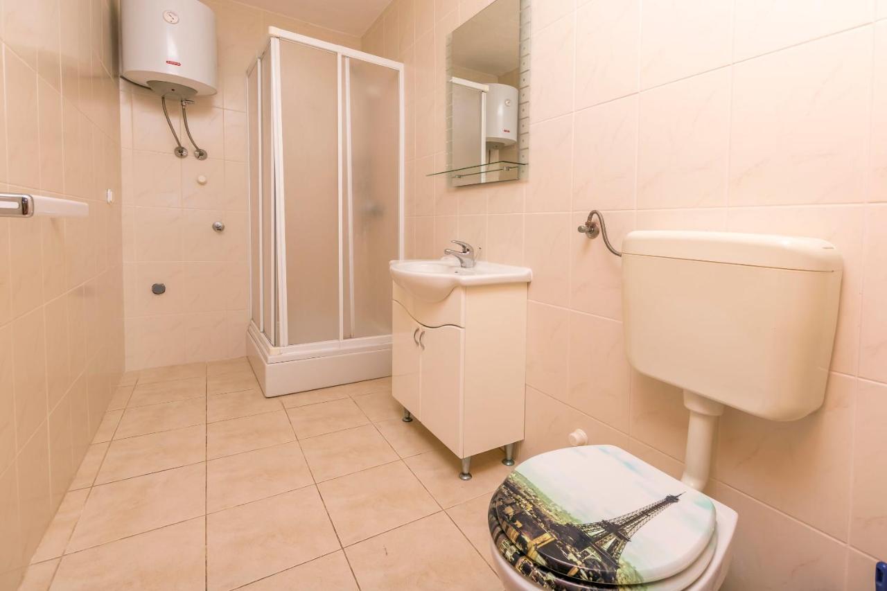 רוגוזניצה Apartments Ivat מראה חיצוני תמונה