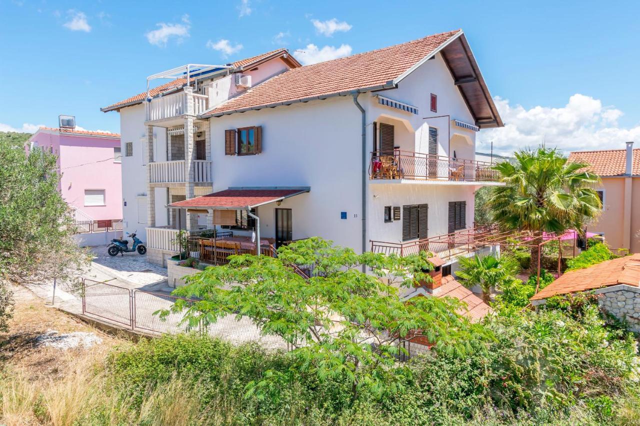 רוגוזניצה Apartments Ivat מראה חיצוני תמונה